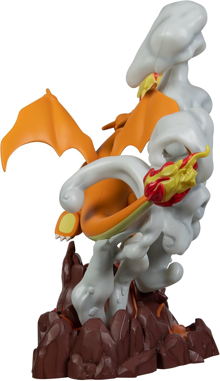 Pokémon Select Light FX Charizard Deluxe Figure